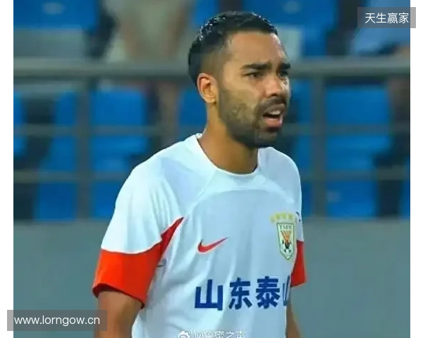 记者：泰山外援预计16号之后抵达，德尔加多也会归队参加冬训