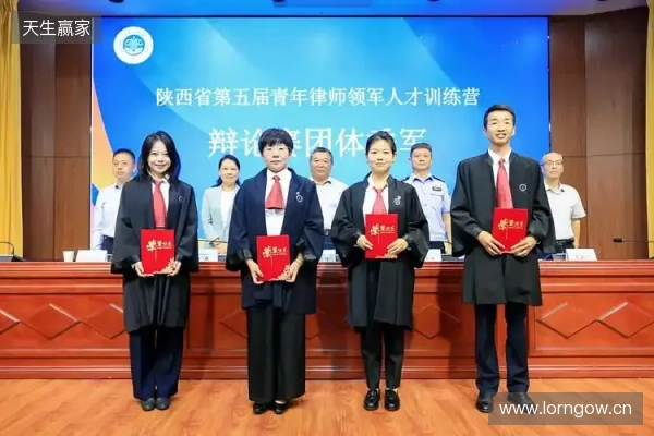 林德斯:青训营的孩子能立即带来影响,这是健康俱乐部的标志 林德斯:青训营的孩子能立即带来影响,这是健康俱乐部的标志