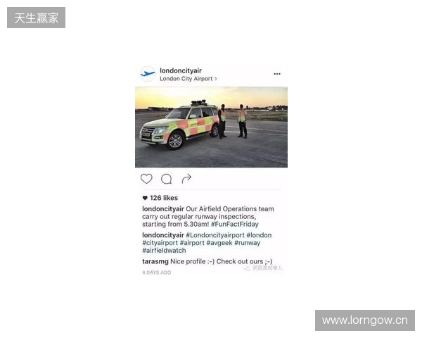 这回真卡车安排上了，切尔西球迷用卡车打出标语抗议BlueCo